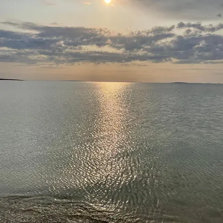 Orlic Lägenhet Povljana