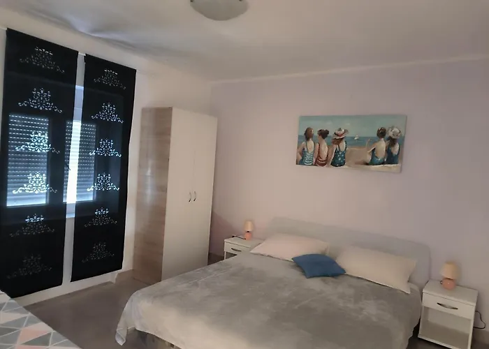 Orlic Apartment Povljana